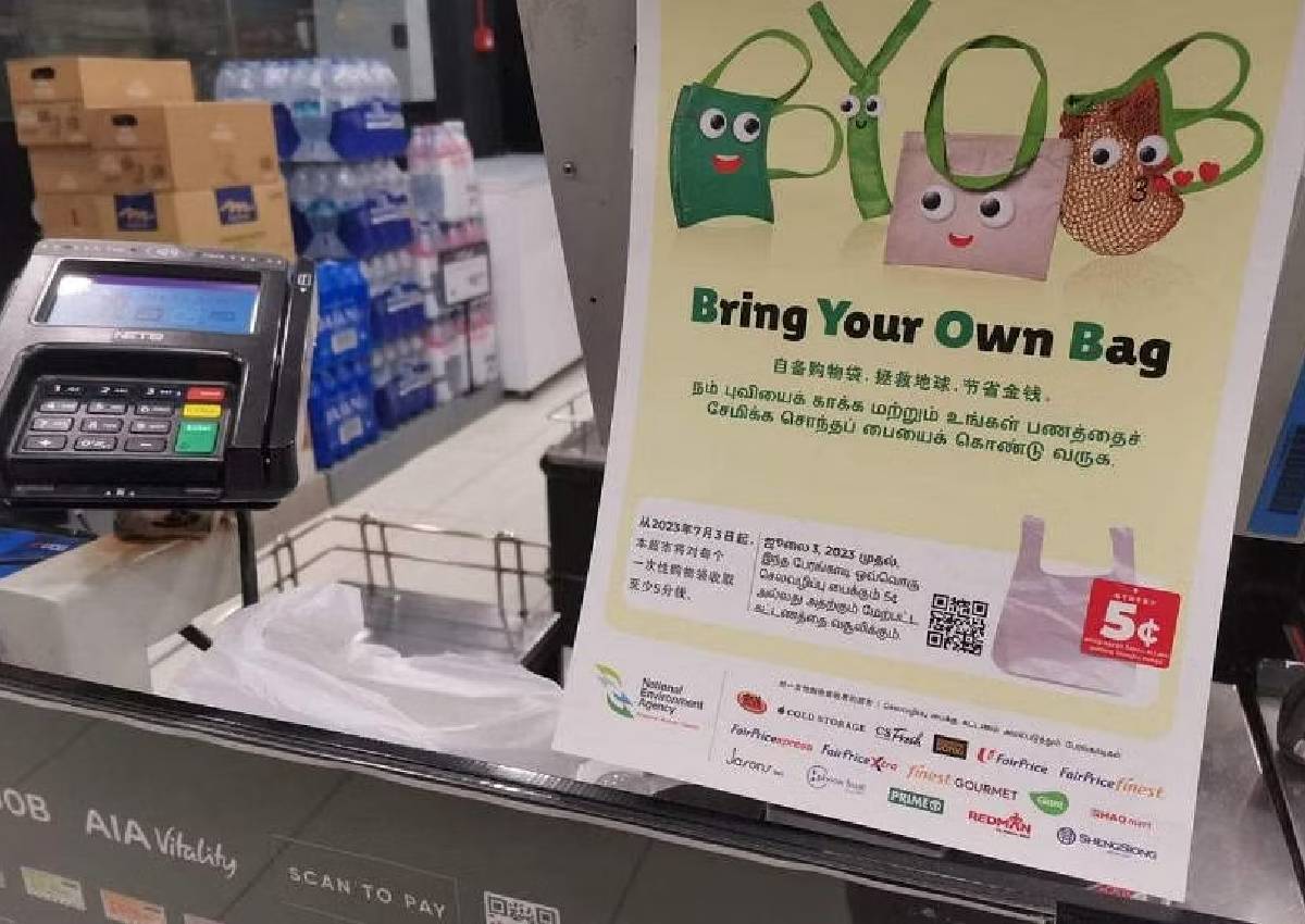 Come Monday, say 'bye' to free plastic bags, Singapore News AsiaOne